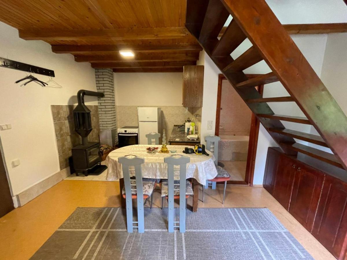 Vikendica Na Sokolini Villa Gornja Koprivna ภายนอก รูปภาพ