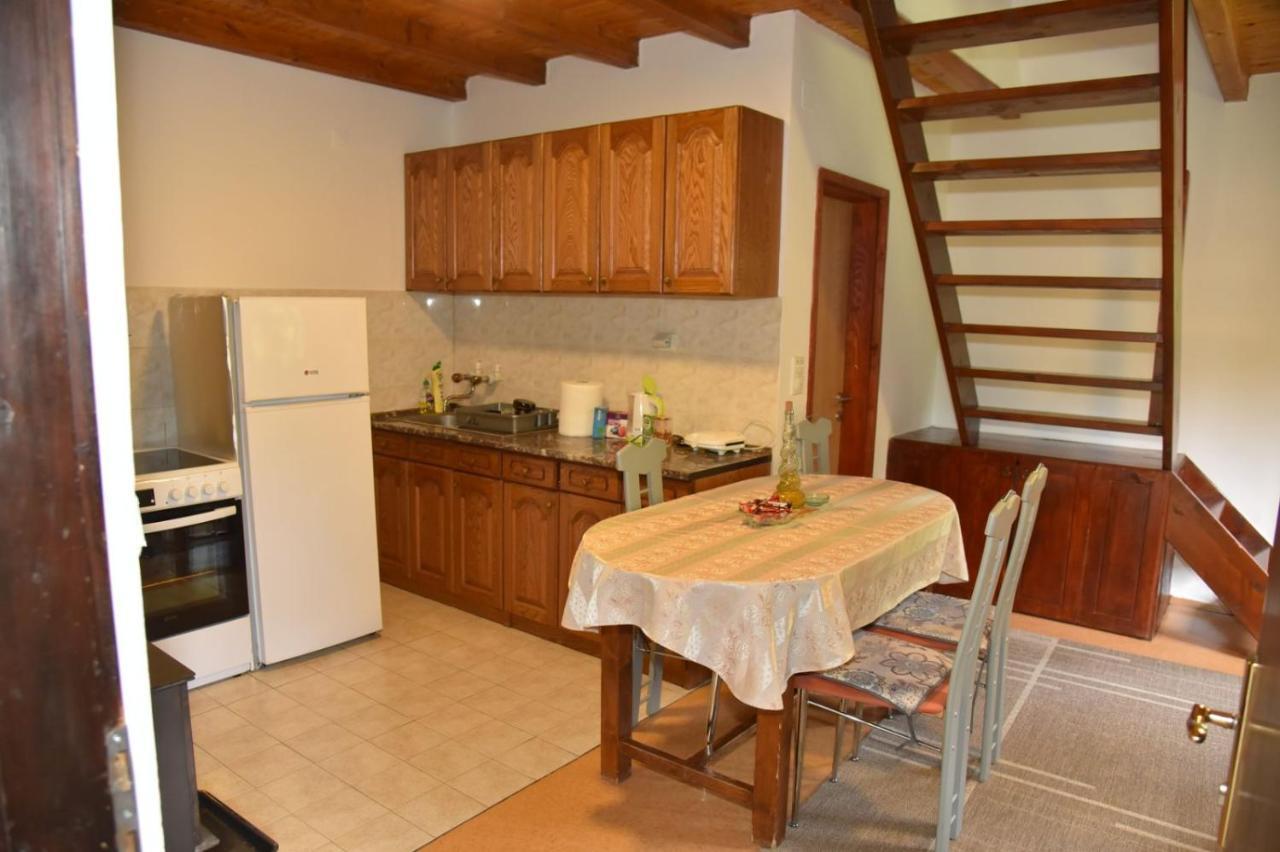 Vikendica Na Sokolini Villa Gornja Koprivna ภายนอก รูปภาพ